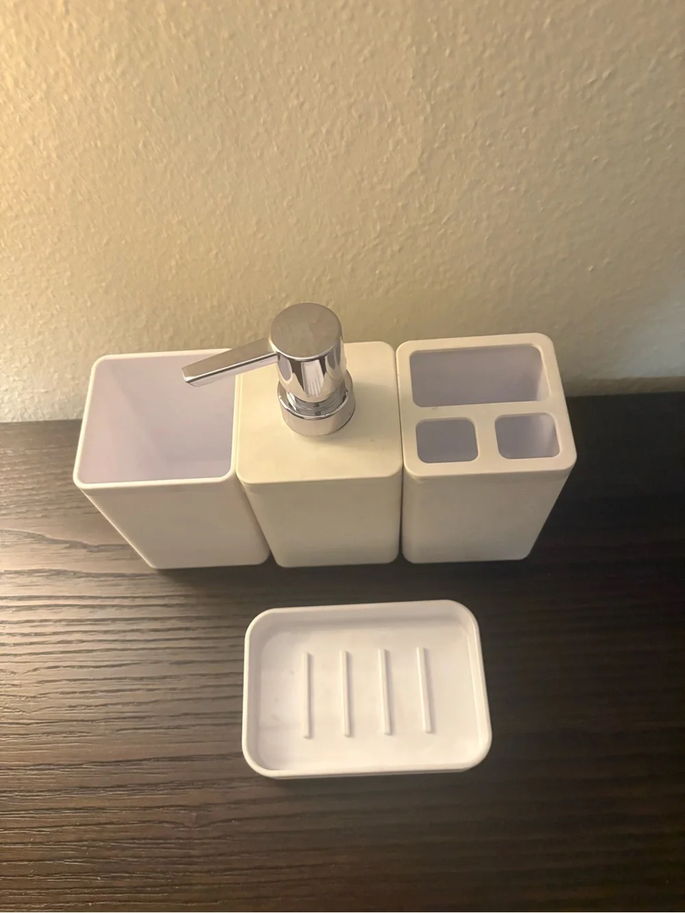 White Bath 4-Piece Bathroom Accessory Set